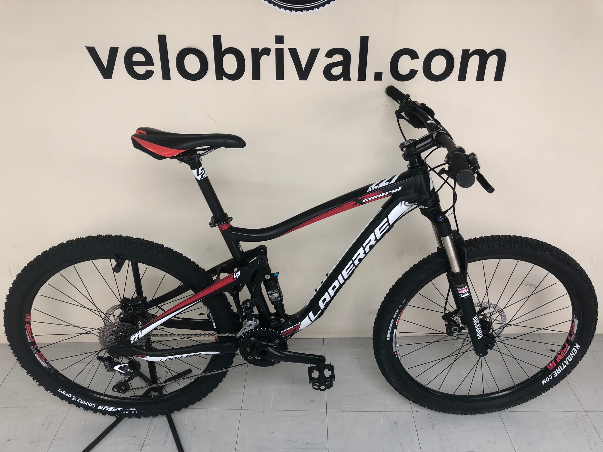 Vtt lapierre x outlet control 227