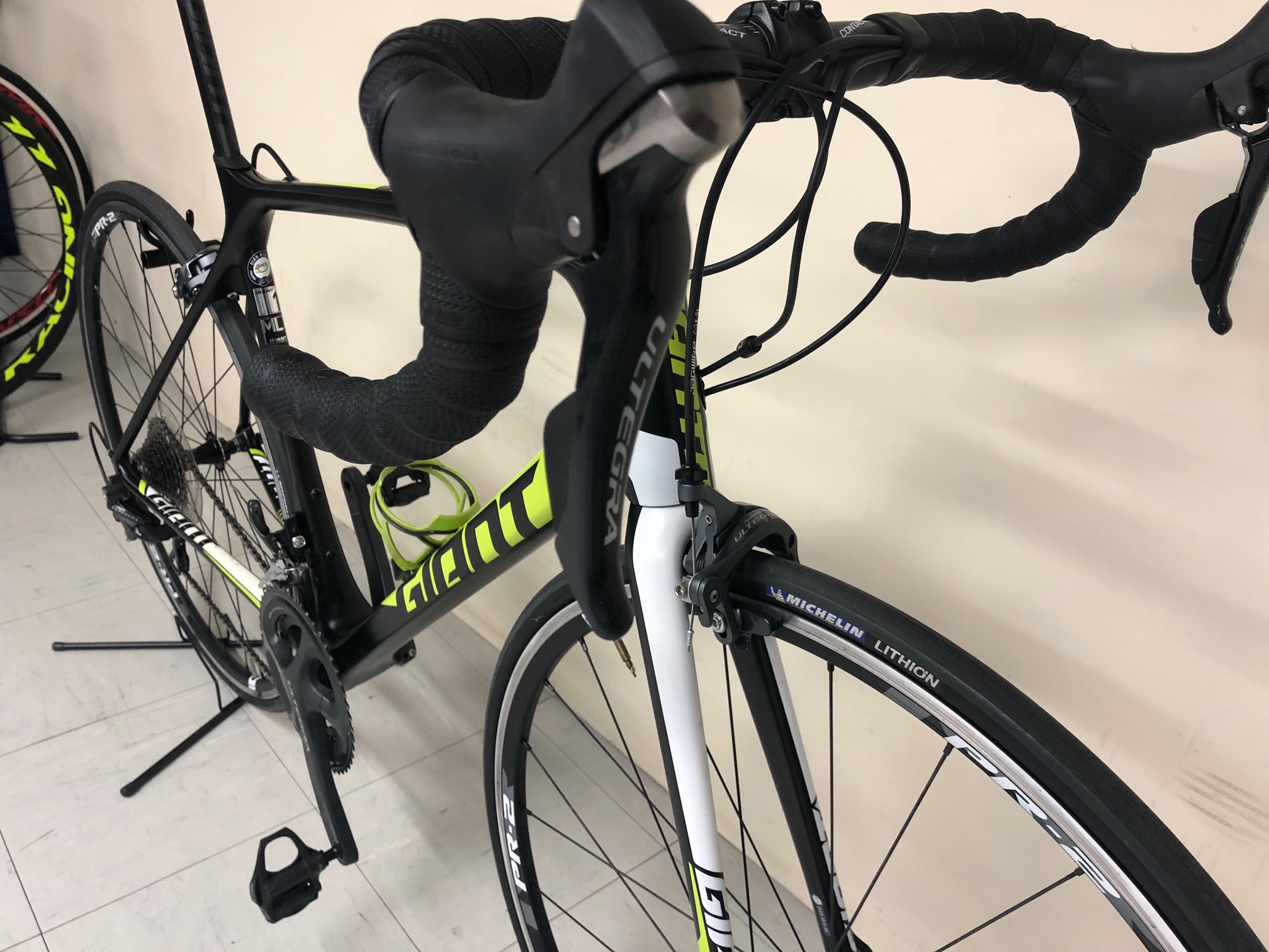 Giant TCR ADVANCED 1 2016 VeloBrival