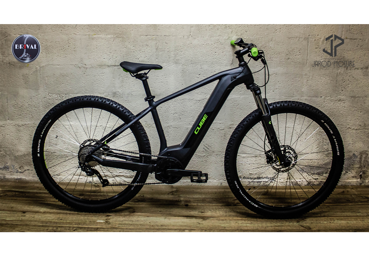 Vtt electrique hotsell cube 2021