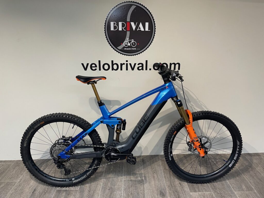 Cube Stereo Avis Vttae Giant Action Team Vttae Cube 2022 Promo