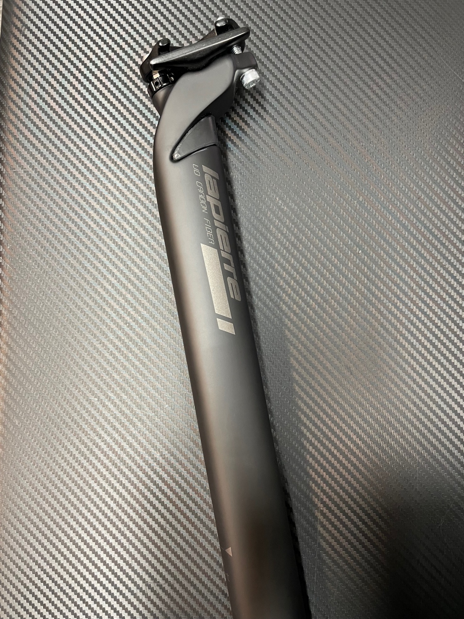 Tige de selle on sale carbone velo route