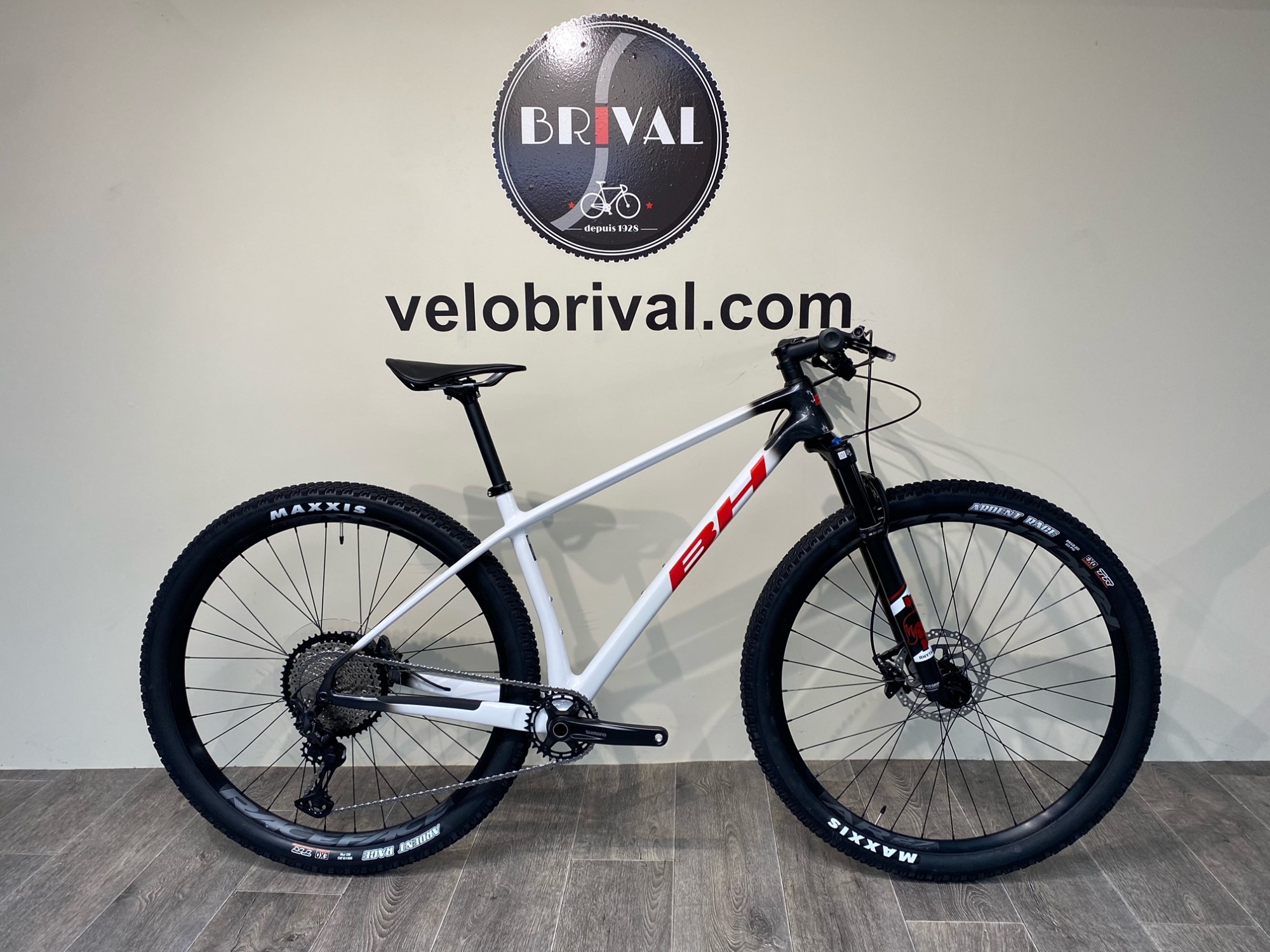 BH ULTIMATE RC 7.5 2022 VeloBrival