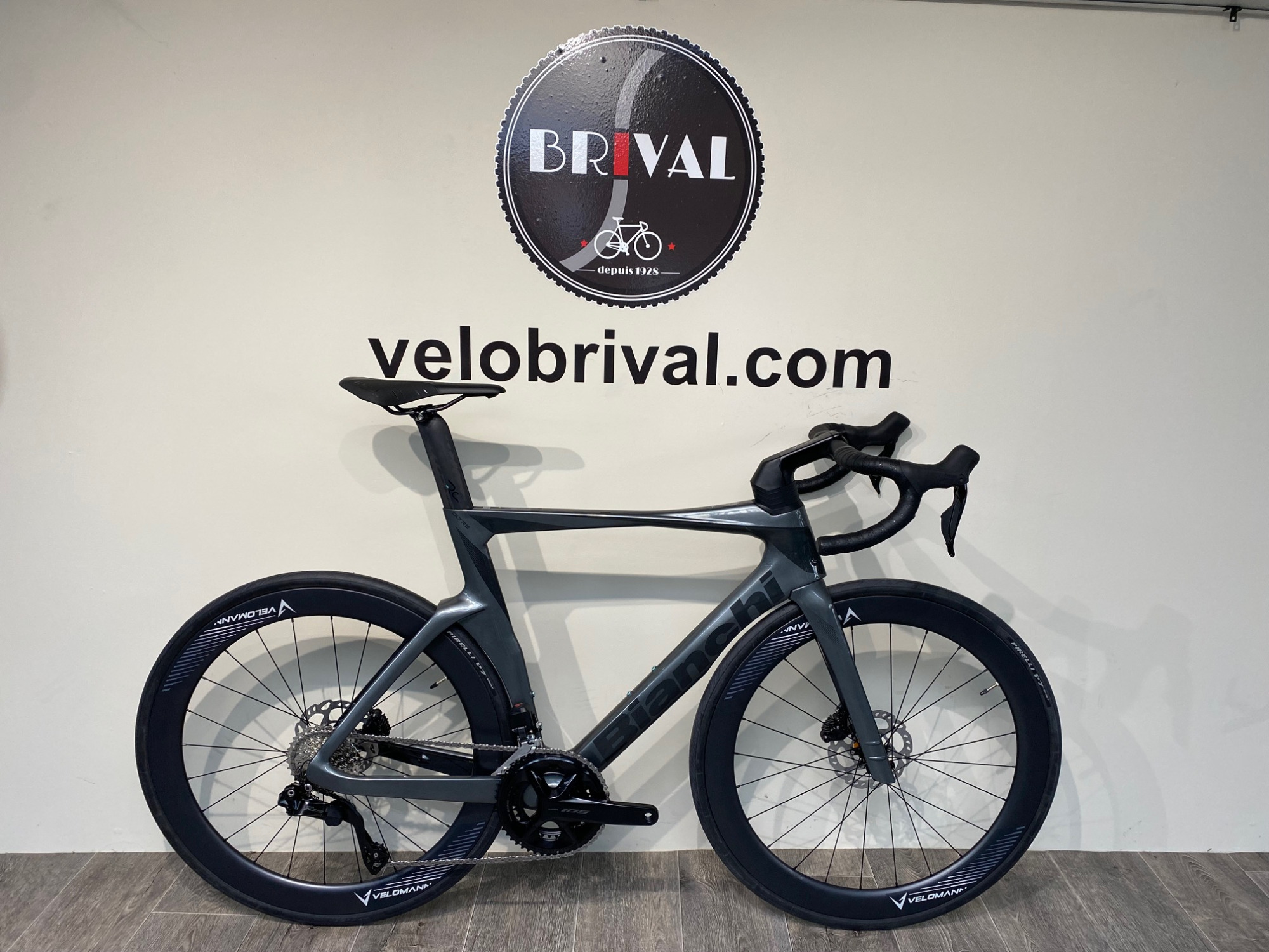 Bianchi OLTRE 105 Di2 2023 VeloBrival