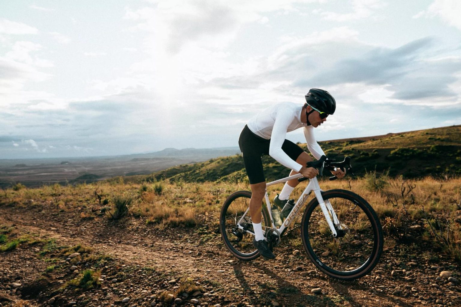 Vélo Gravel Spécificités, Différences et Sélection de Vélo Gravel