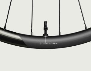 jeu de roues rc25team shimano hg set