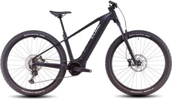REACTION HYBRID RACE 800