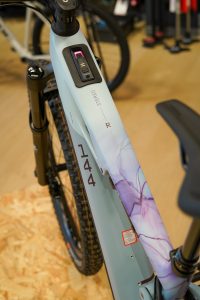 stereo hybrid one44 hpc race 800