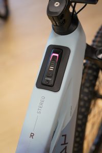 stereo hybrid one44 hpc race 800
