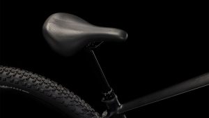 reaction hybrid race 800
