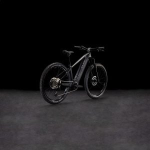 reaction hybrid race 800