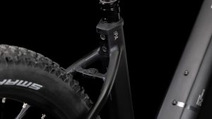 reaction hybrid race 800