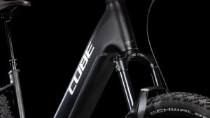 reaction hybrid race 800