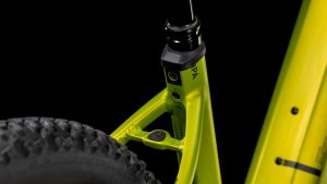 reaction hybrid race 800