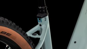 reaction hybrid race 800