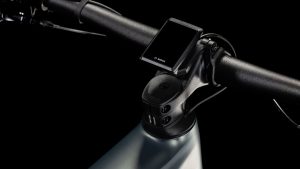 reaction hybrid slx 800