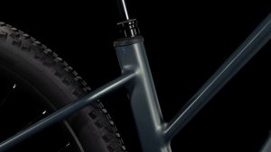 reaction hybrid slx 800