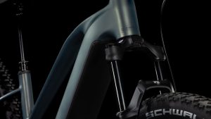 reaction hybrid slx 800