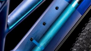 reaction hybrid slx 800