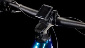 reaction hybrid slx 800