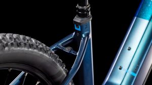 reaction hybrid slx 800