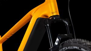 reaction hybrid slx 800
