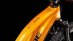 reaction hybrid slx 800