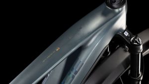 reaction hybrid slx 800 allroad