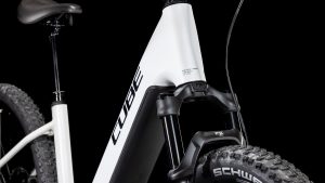 reaction hybrid slt 800