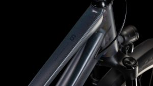 kathmandu slx