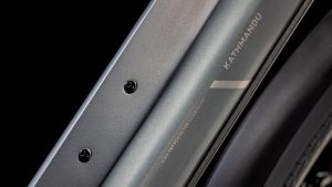 kathmandu hybrid pro 800