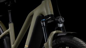 kathmandu hybrid pro 800