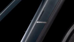 kathmandu hybrid comfort pro 800