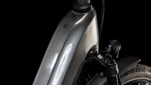 kathmandu hybrid slx 800