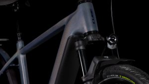 kathmandu hybrid comfort slx 800