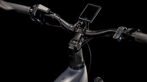 kathmandu hybrid comfort slx 800