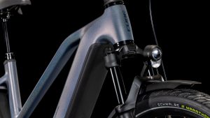 kathmandu hybrid comfort slx 800