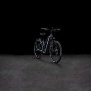 kathmandu hybrid comfort slx 800