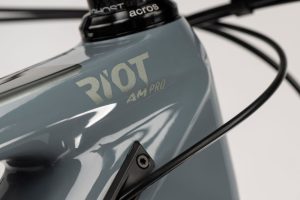 riot am cf 160/140 pro