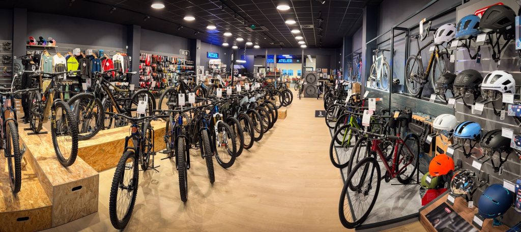 VéloBrival, un nouveau magasin de cycles flamboyant à Tulle
