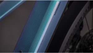 kathmandu hybrid exc 800