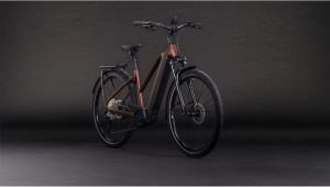 kathmandu hybrid pro 800 tr