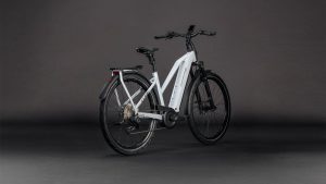 kathmandu hybrid slx 800 tr