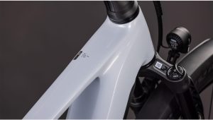 kathmandu hybrid slx 800