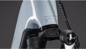 kathmandu hybrid slx 800 ee