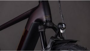 kathmandu hybrid comfort slx 800