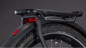 kathmandu hybrid slx 800