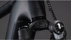 kathmandu hybrid slx 800