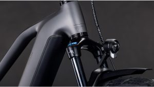 kathmandu hybrid comfort pro 800 tr