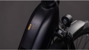 kathmandu hybrid comfort slx 800 ee