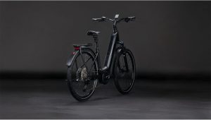 kathmandu hybrid pro 800 ee